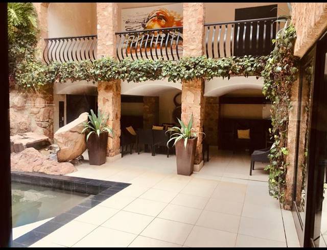 5 BEDROOM PROPERTY TO RENT IN HOUGHTON